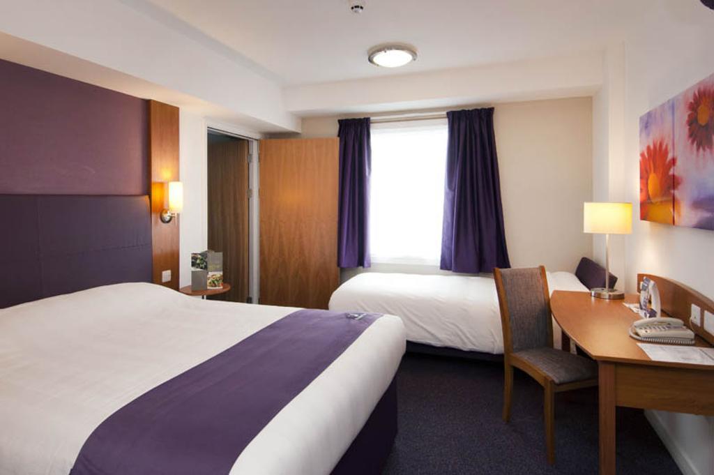 Premier Inn Edinburgh ดาลคีธ ห้อง รูปภาพ