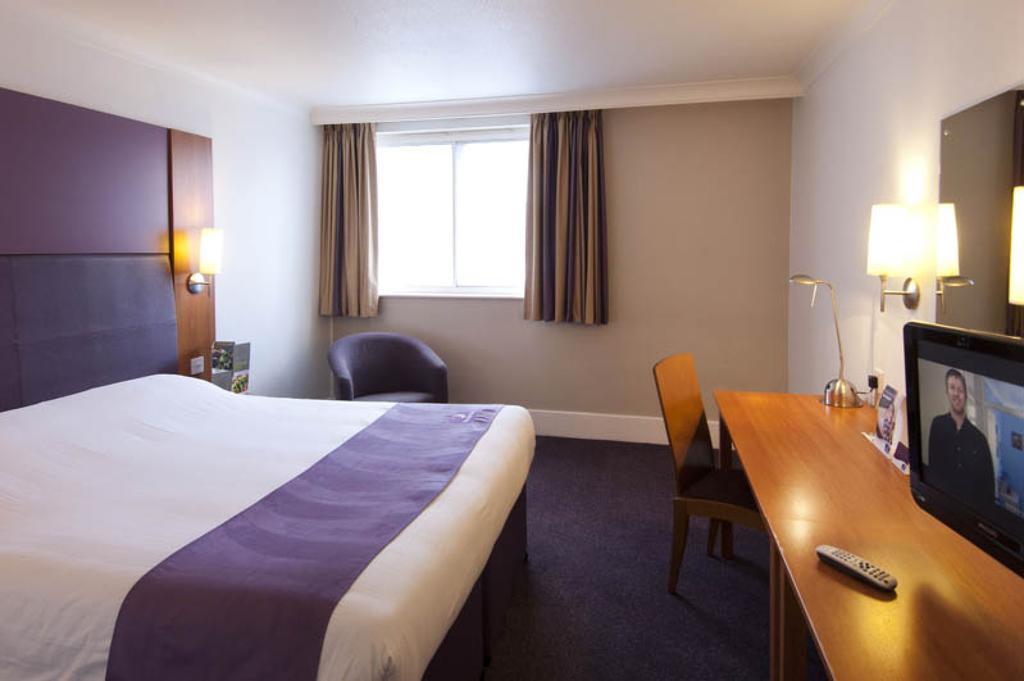 Premier Inn Edinburgh ดาลคีธ ห้อง รูปภาพ