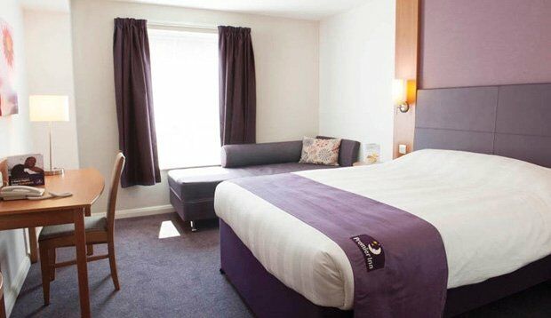 Premier Inn Edinburgh ดาลคีธ ภายนอก รูปภาพ